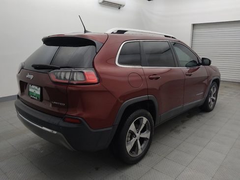 Used 2019 Jeep Cherokee Limited FWD image 9