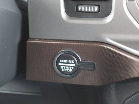 Used 2022 Ford Bronco Outer Banks image 28