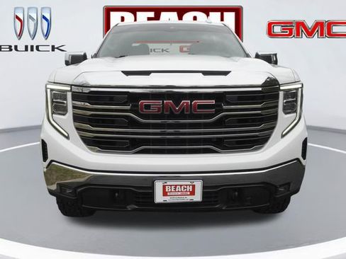 Used 2023 GMC Sierra 1500 SLT w/ SLT Premium Package image 8