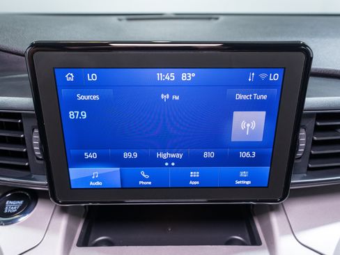 Used 2023 Ford Explorer XLT w/ Equipment Group 202A RWD image 15