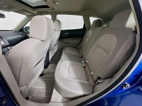 Used 2011 Nissan Rogue SV w/ Premium Pkg FWD image 28