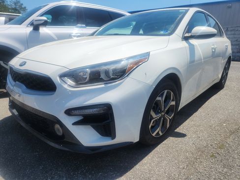 Used 2019 Kia Forte LXS FWD image 1