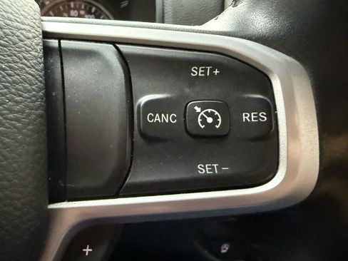 Used 2020 RAM 1500 Big Horn RWD image 14