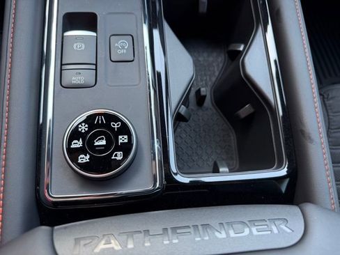 New 2026 Nissan Pathfinder Rock Creek image 23