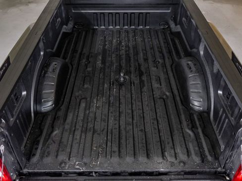 Used 2025 Ford F350 XLT image 49