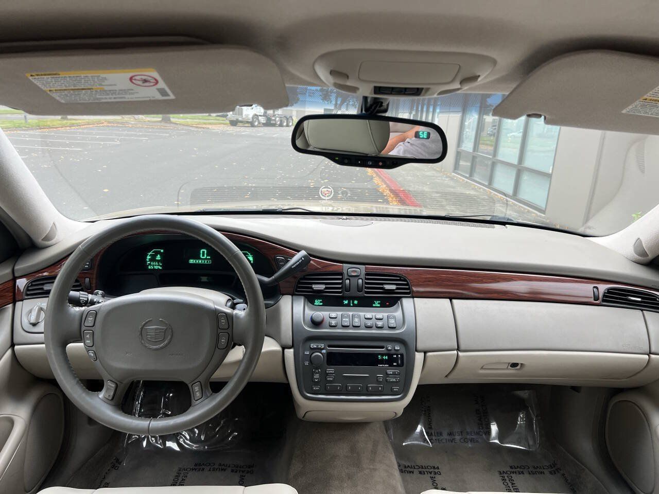 Used 2005 Cadillac De Ville FWD image 17