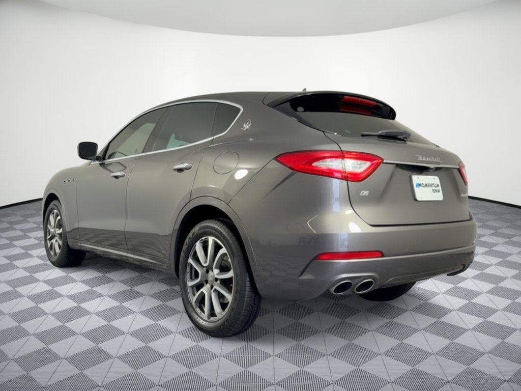 Used 2019 Maserati Levante AWD/4WD image 3