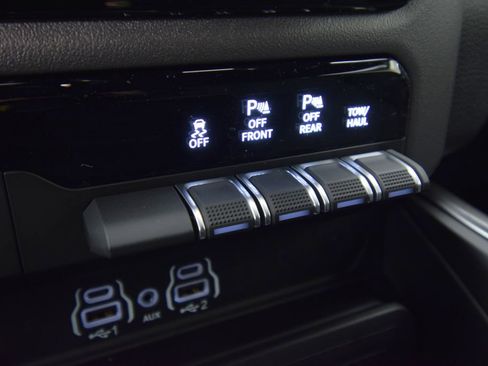 New 2026 RAM 1500 Big Horn w/ Night Edition image 25