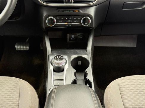 Used 2022 Ford Escape SE AWD/4WD image 15