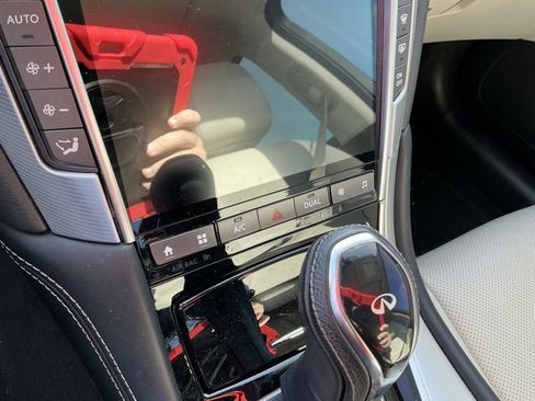 Used 2021 INFINITI Q50 Luxe w/ Seat & Sound Package image 20