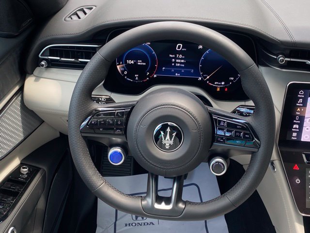 Used 2024 Maserati Grecale GT AWD/4WD image 48