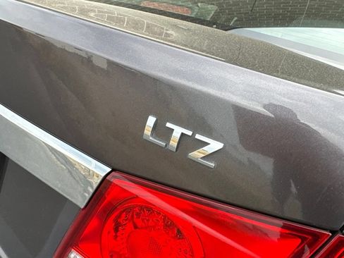 Used 2011 Chevrolet Cruze LTZ FWD image 8