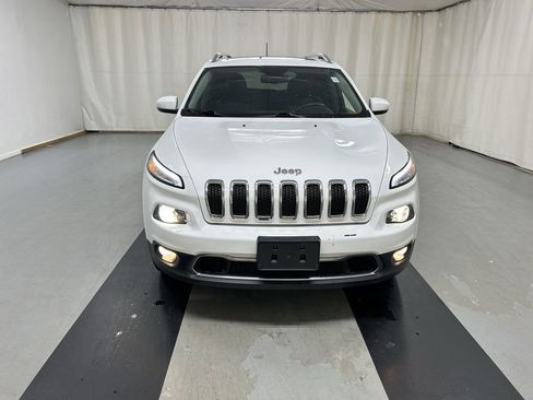 Used 2016 Jeep Cherokee Limited AWD/4WD image 3