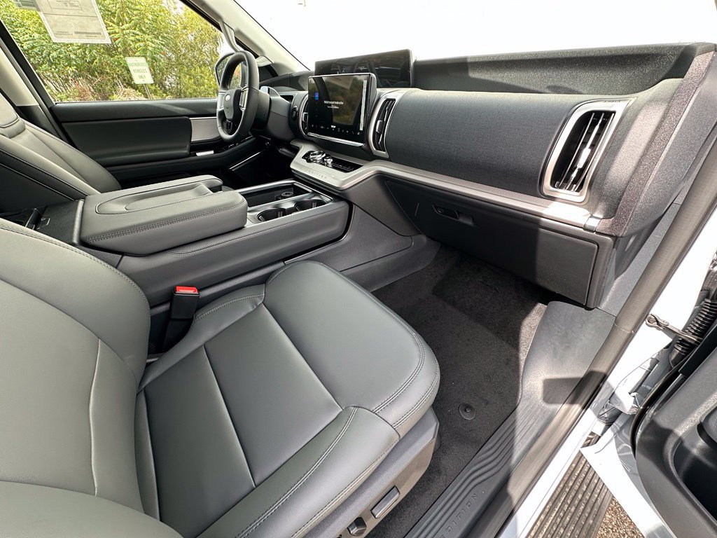 New 2027 Ford Expedition Active AWD/4WD image 23