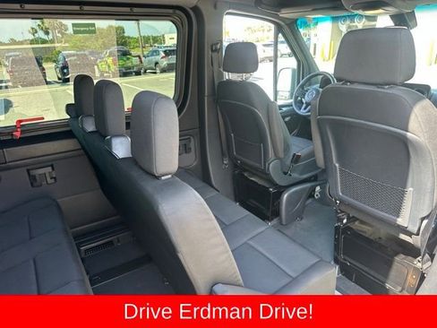 Used 2024 Mercedes-Benz Sprinter 2500 image 33