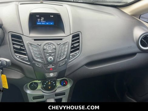 Used 2019 Ford Fiesta SE FWD image 18