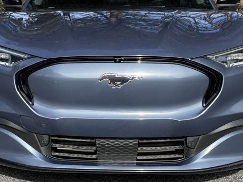 Used 2021 Ford Mustang Mach-E Premium image 11