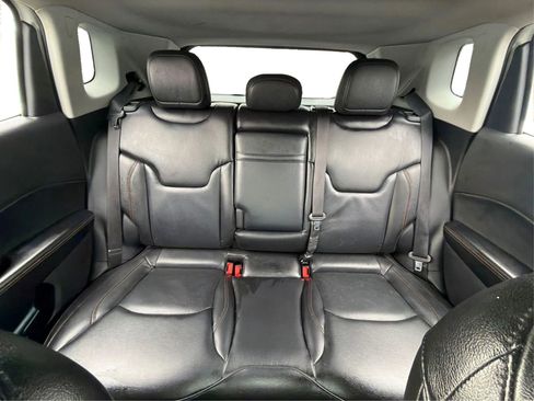 Used 2018 Jeep Compass Limited w/ Navigation Group image 19