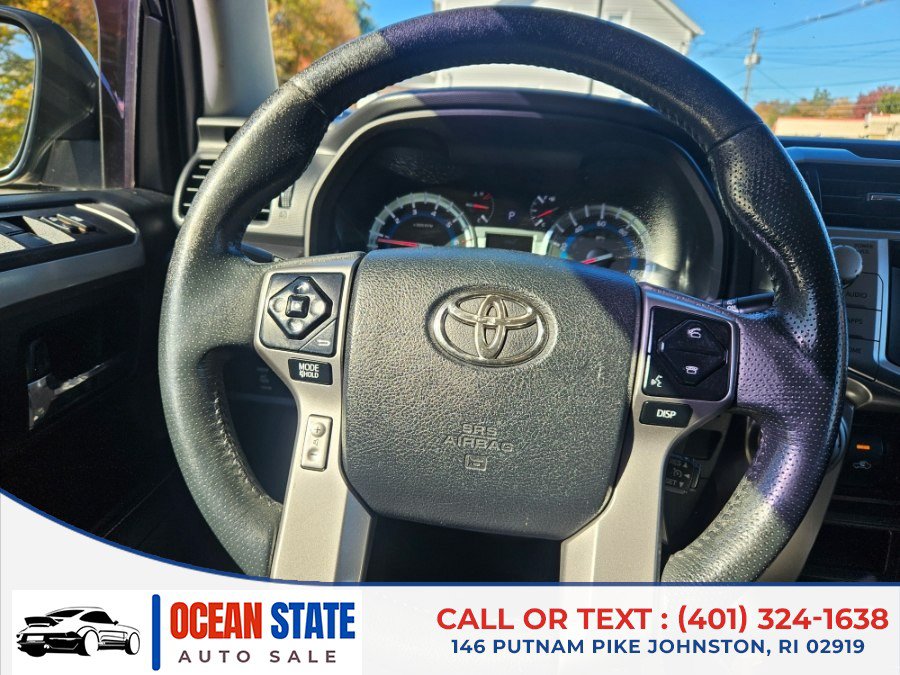 Used 2015 Toyota 4Runner SR5 AWD/4WD image 21
