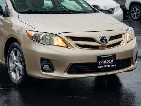 Used 2012 Toyota Corolla LE image 6