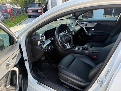 Used 2020 Mercedes-Benz A 220 image 3