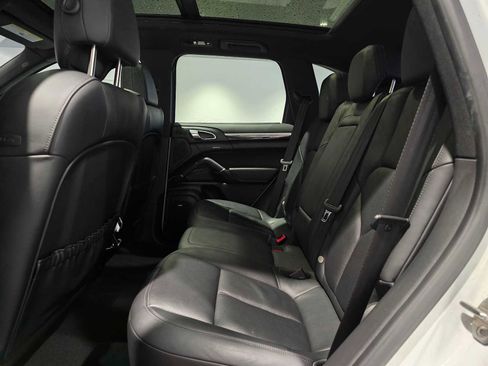 Used 2014 Porsche Cayenne Diesel image 18