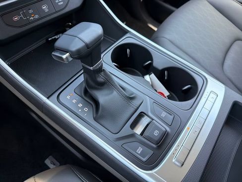 New 2026 Kia Carnival FWD image 15