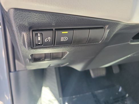 Certified 2025 Toyota Corolla Cross L FWD image 23
