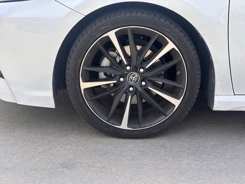 Used 2018 Toyota Camry XSE w/ Driver Assist Package image 10