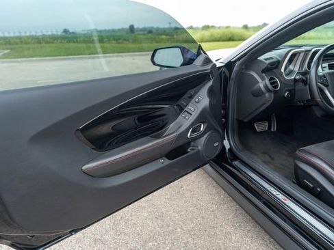 Used 2013 Chevrolet Camaro ZL1 RWD image 19