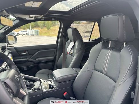 New 2026 Toyota 4Runner Limited AWD/4WD image 11