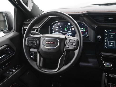 Used 2024 GMC Sierra 1500 AT4 w/ Technology Package AWD/4WD image 14