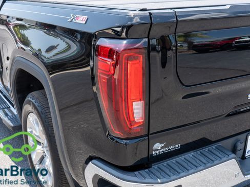 Used 2021 GMC Sierra 1500 SLT w/ SLT Premium Plus Package AWD/4WD image 10