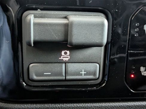 New 2026 GMC Sierra 1500 Elevation image 20