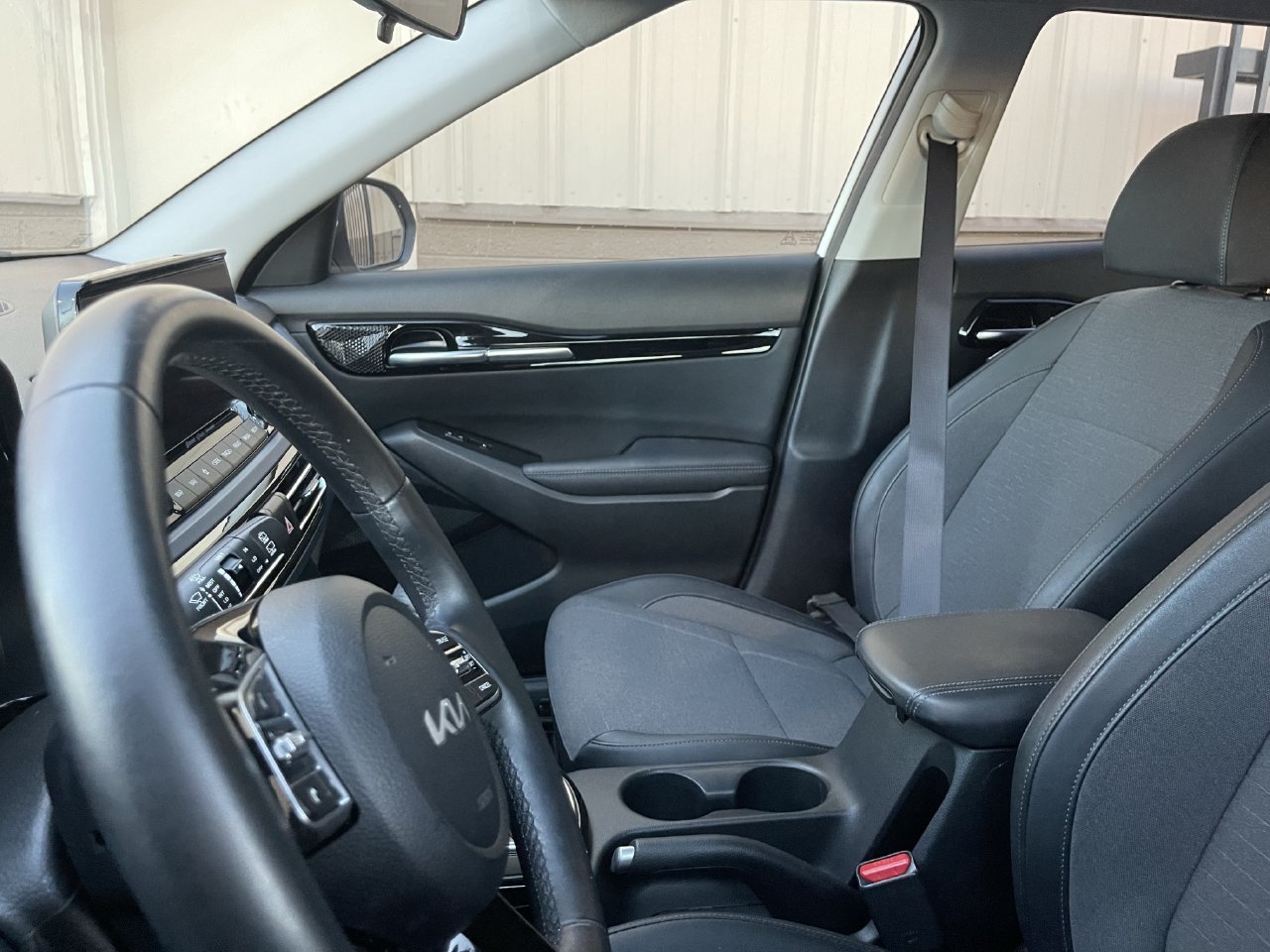 Certified 2022 Kia Seltos S FWD image 10