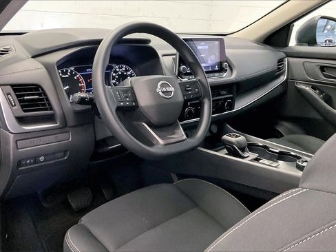 Certified 2025 Nissan Rogue S image 13