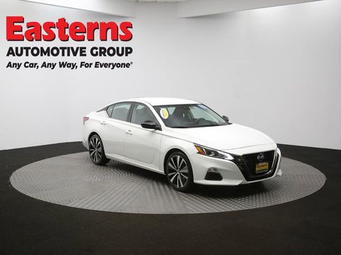 Used 2022 Nissan Altima 2.5 SR FWD image 48