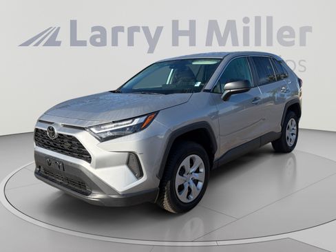 Used 2024 Toyota RAV4 LE AWD/4WD image 1