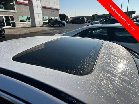 Used 2021 Mercedes-Benz C 300 Sedan image 3
