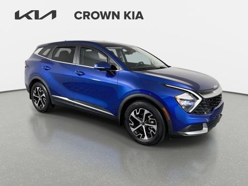 Certified 2023 Kia Sportage EX FWD image 3
