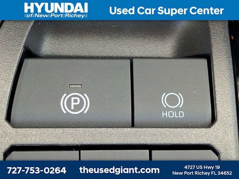 Used 2025 Toyota RAV4 XLE image 28