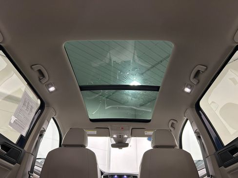 Used 2021 Volkswagen Atlas SEL image 24