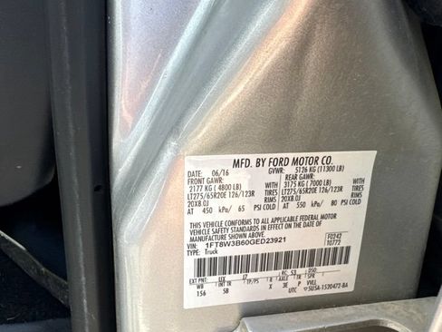 Used 2016 Ford F350 Lariat AWD/4WD image 8