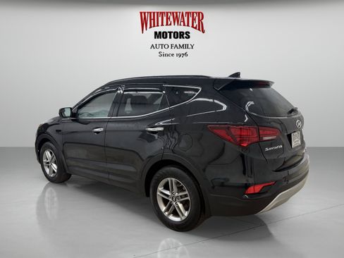 Used 2017 Hyundai Santa Fe Sport image 2