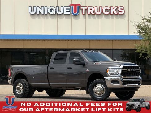 Used 2024 RAM 3500 Tradesman w/ Chrome Appearance Group AWD/4WD image 1