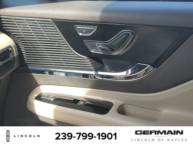 Certified 2021 Lincoln Corsair FWD w/ Equipment Group 101A image 28