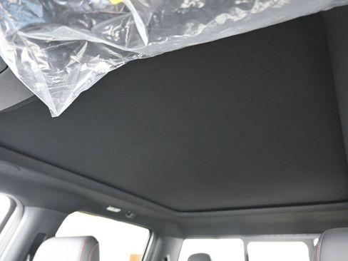 New 2025 Ford F150 Lariat w/ Equipment Group 502A High image 28