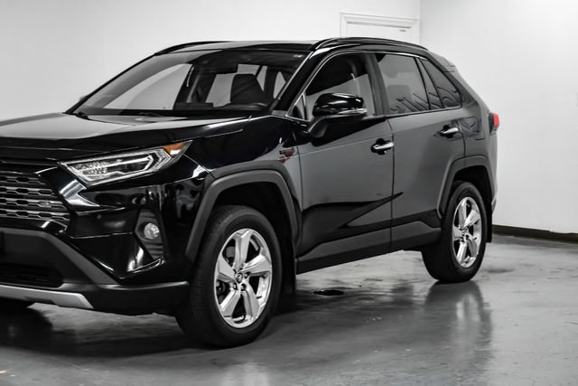 Used 2020 Toyota RAV4 Limited AWD/4WD image 9