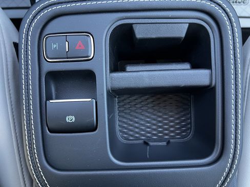 New 2025 Ford Mustang Mach-E Premium image 38