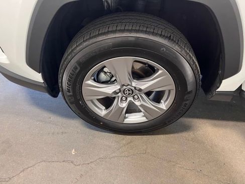 Used 2025 Toyota RAV4 XLE image 29